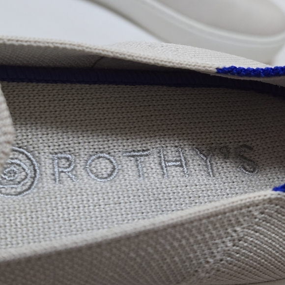 Rothy's The Original Slip On Sneaker Sand Women's Size 6 - Picture 7 of 8